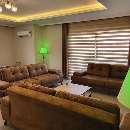 Huge Duplex Apartment, Kargicak / Alanya, 5 Rooms, 330 M2 Living Space, Close To The Διαμέρισμα Αλάνια