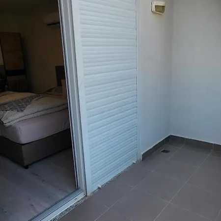 דירה Huge Duplex Apartment, Kargicak / Alanya, 5 Rooms, 330 M2 Living Space, Close To The אלאניה